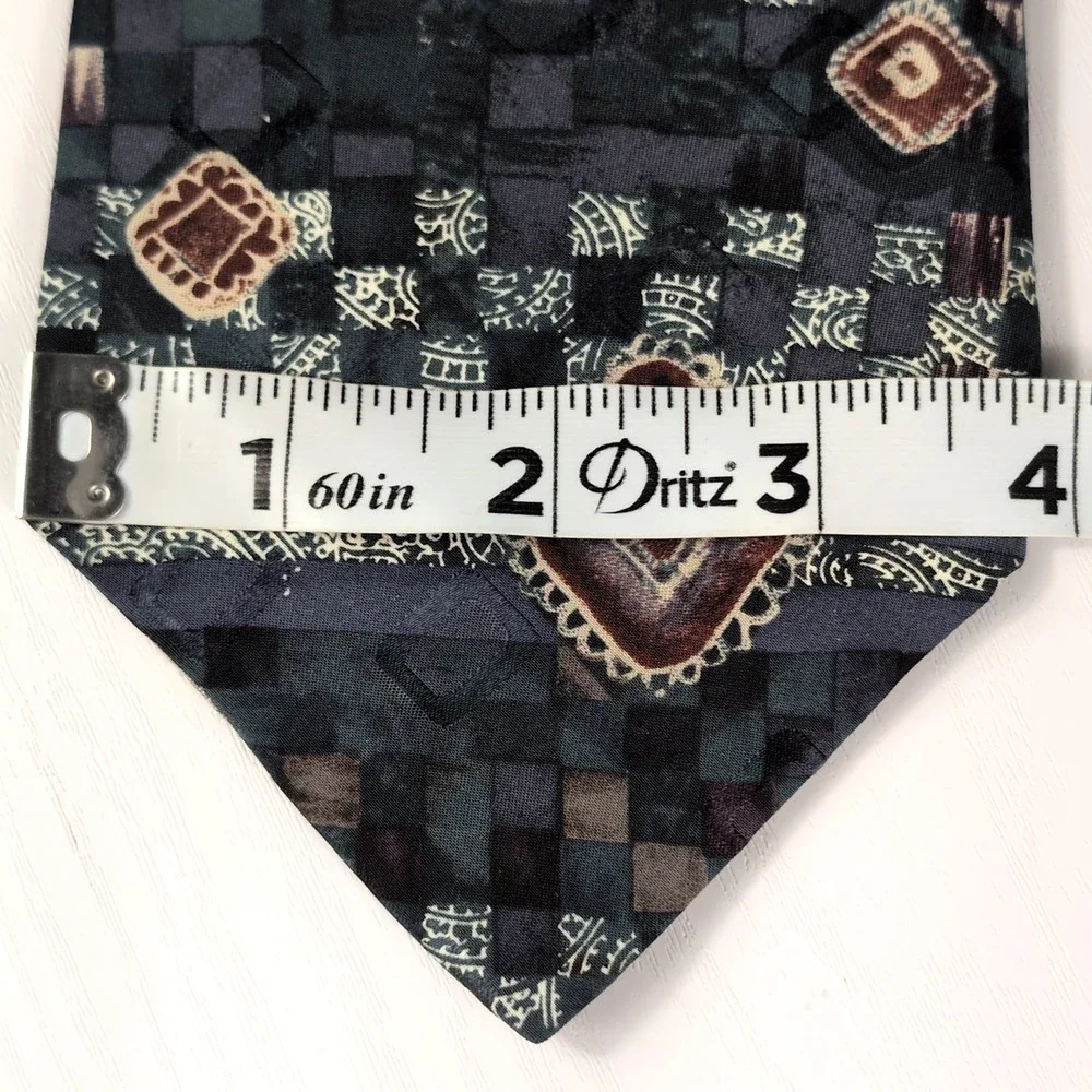 Bugatti Vintage Men’s 100% Silk Blue Geometric Diamond USA Tie – 58” x 3.75”